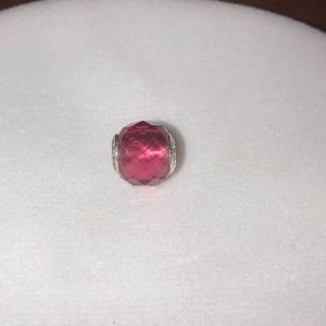 Pandora Essence - Happiness Charm